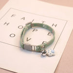 "Sino e Estilo: Coleira Fofa e Ajustável para Gatinhos"